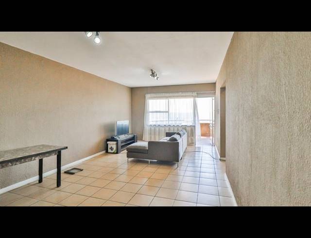 2 BEDROOM APARTMENT FOR SALE IN PRIMROSE HILL